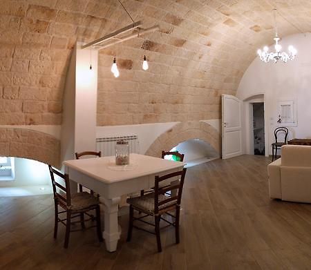 Palazzo Manfredi - Bed And Breakfast Monopoli Exterior photo